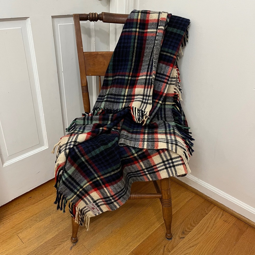 Troy Robe Fringed Wool Plaid Blanket VTG Lap Robe Stadium USA Made Throw